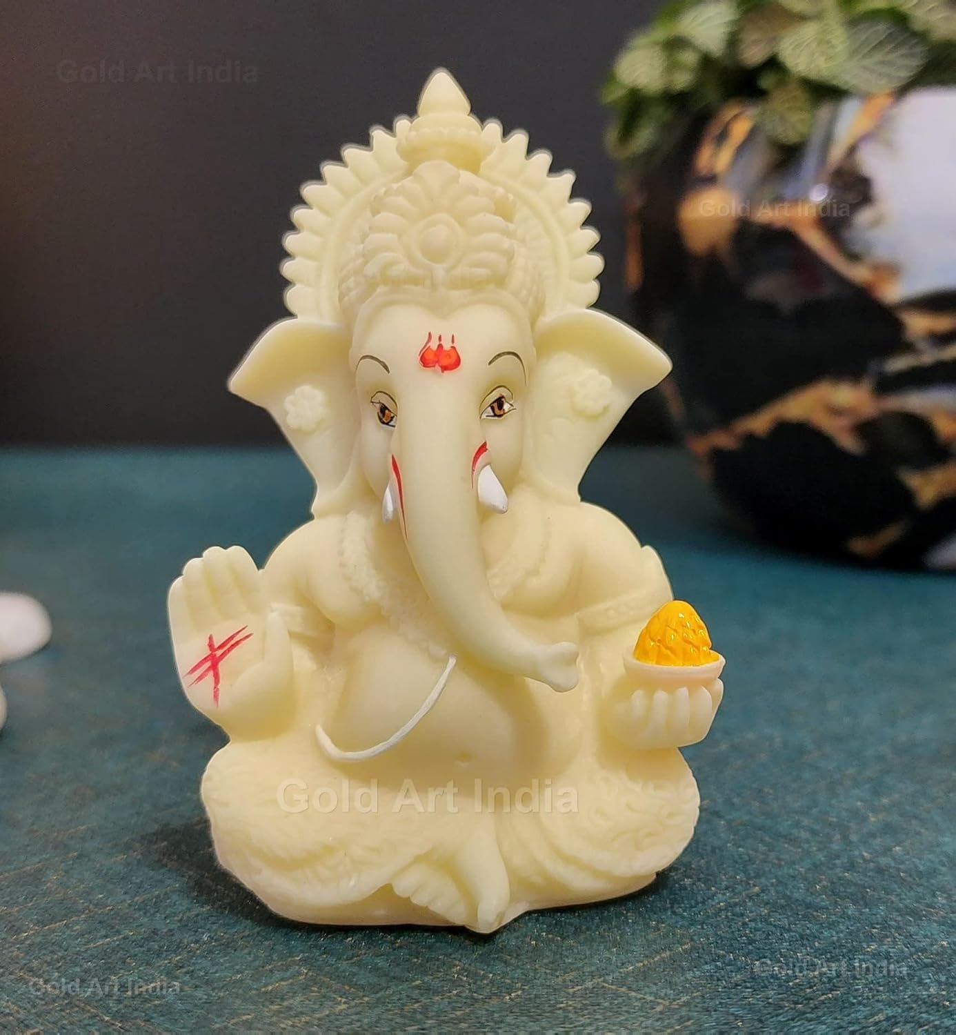 Best Ganesha Idol in Cream White For Car Dashboard